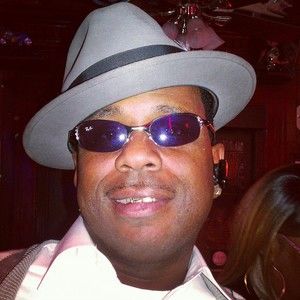 Meet your Posher, Charles